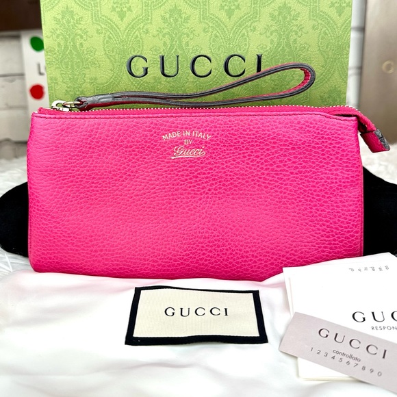 Gucci Swing magenta pink soft leather wristlet pouch wallet LIKE NEW - Picture 1 of 16